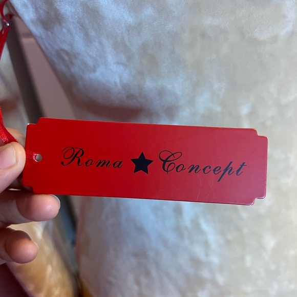 Cream Velvet Long Sleeve Bodysuit - Picture 4 of 5